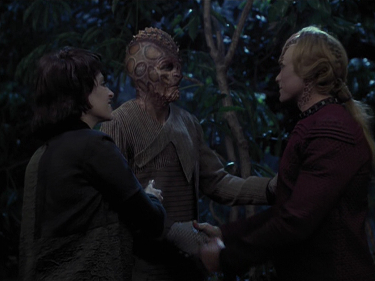 extant_StarTrek_VOY_6x26-UnimatrixZeroPart1_01300.jpg