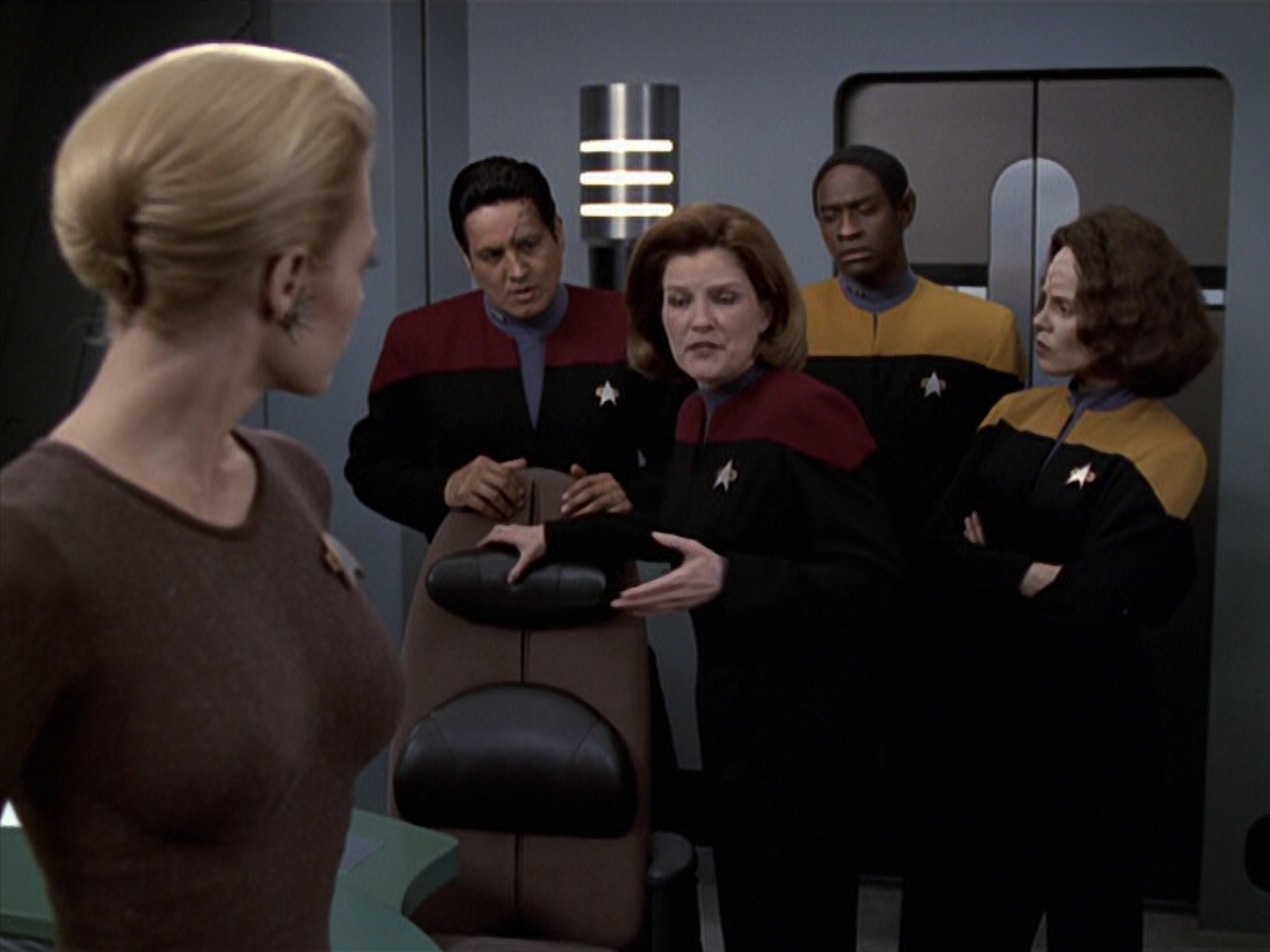 extant_StarTrek_VOY_6x26-UnimatrixZeroPart1_01569.jpg