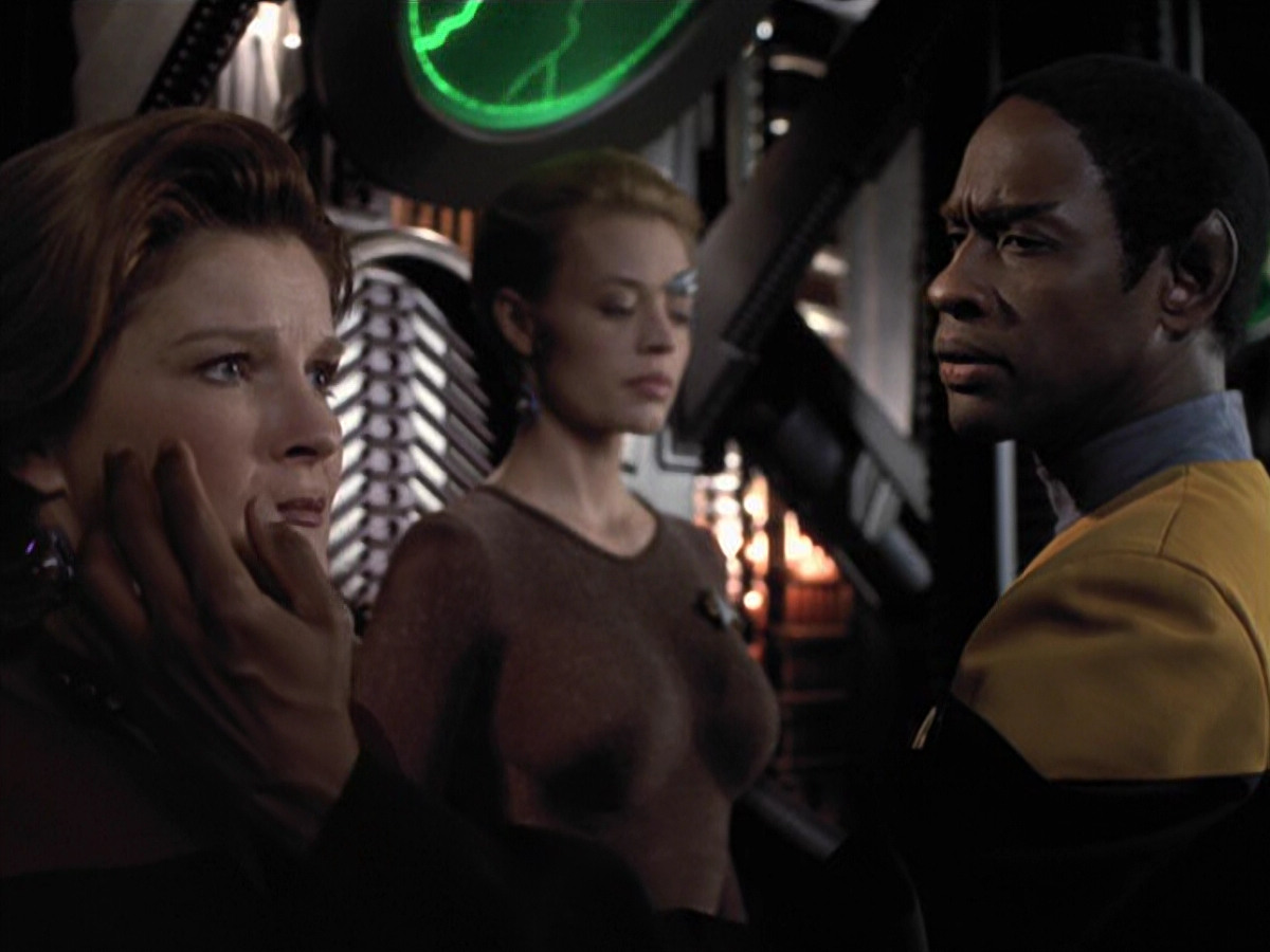 extant_StarTrek_VOY_6x26-UnimatrixZeroPart1_01706.jpg