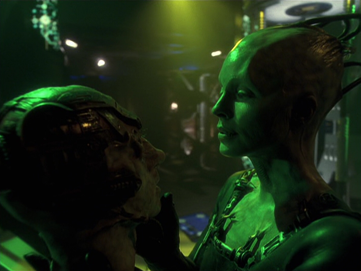 extant_StarTrek_VOY_6x26-UnimatrixZeroPart1_01786.jpg