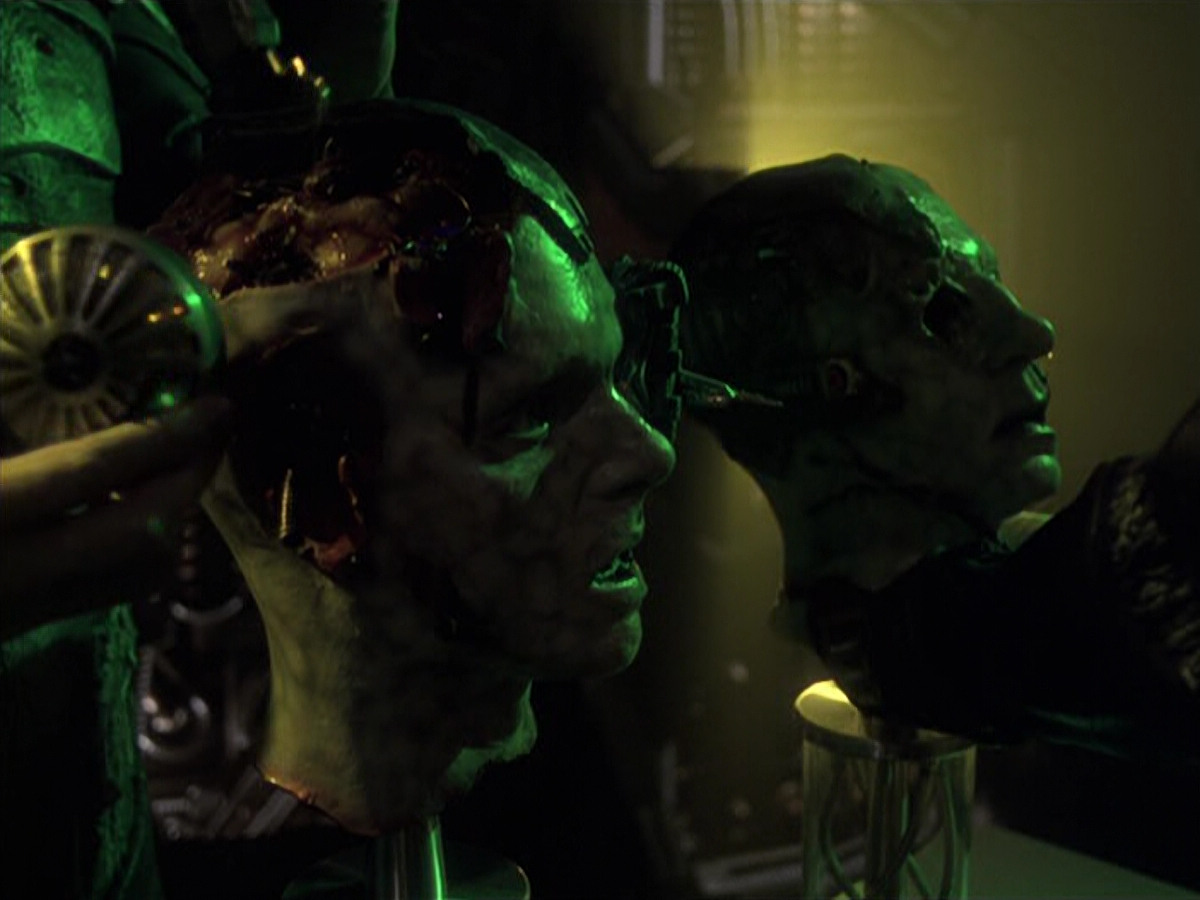 extant_StarTrek_VOY_6x26-UnimatrixZeroPart1_01805.jpg