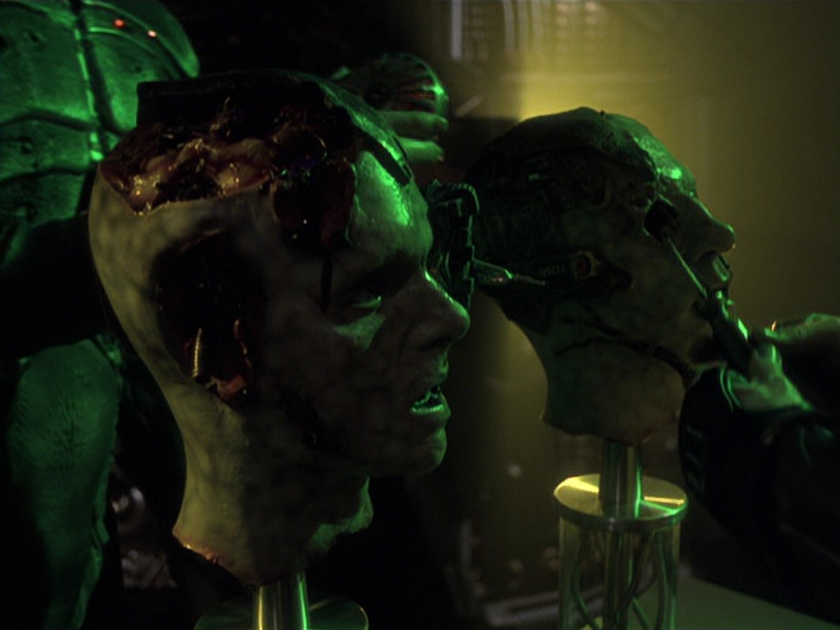 extant_StarTrek_VOY_6x26-UnimatrixZeroPart1_01810.jpg