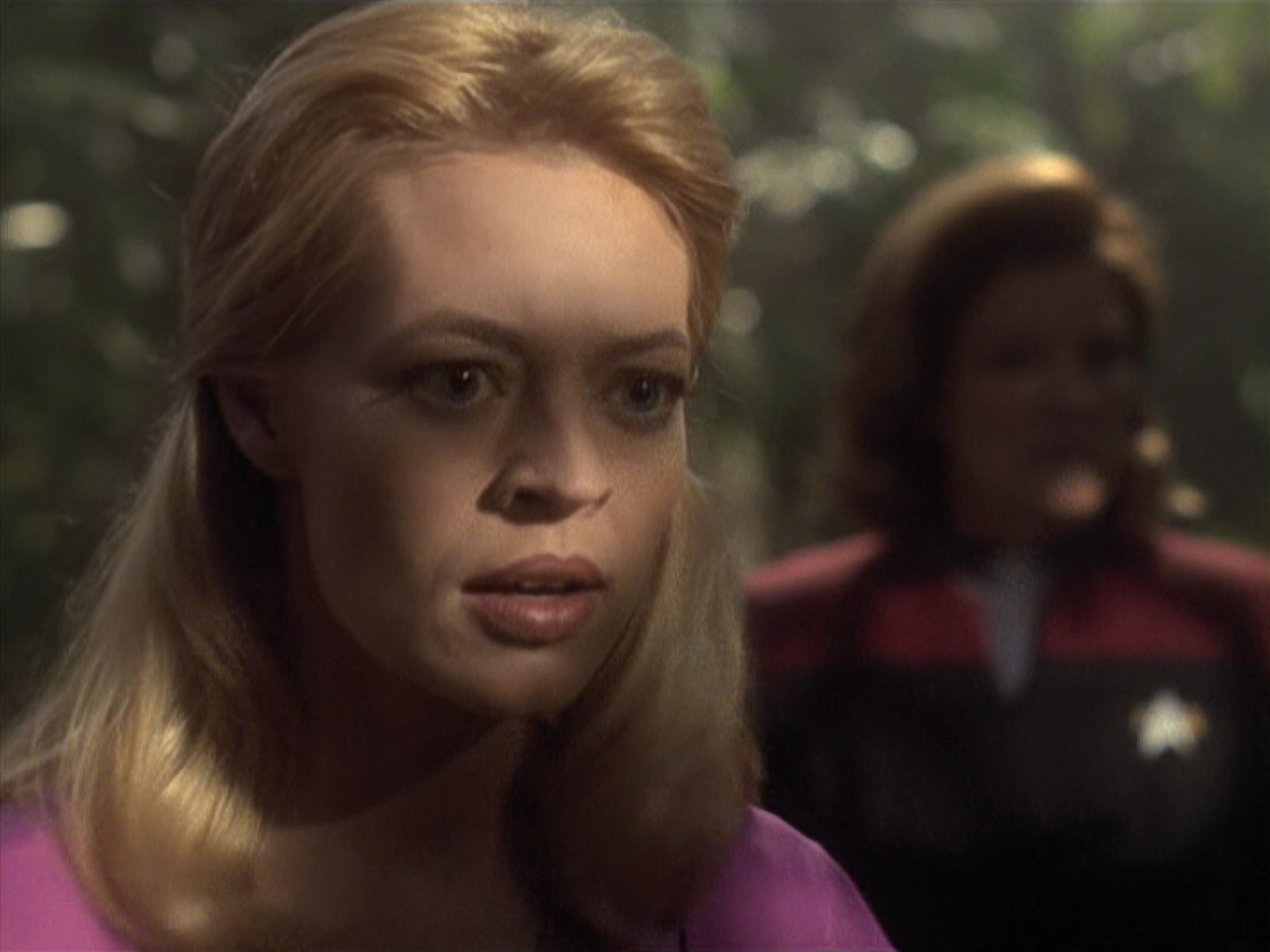 extant_StarTrek_VOY_6x26-UnimatrixZeroPart1_02086.jpg