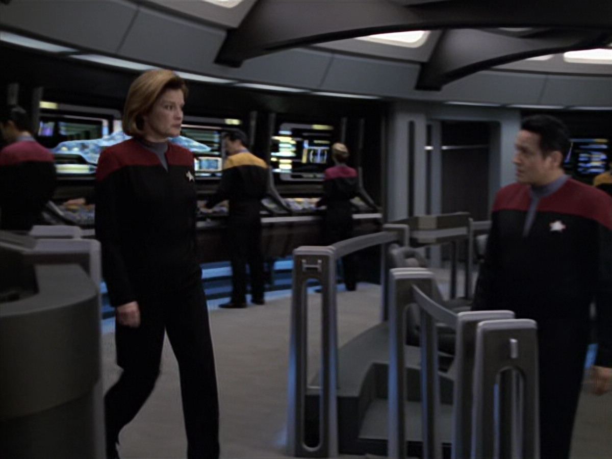 extant_StarTrek_VOY_6x26-UnimatrixZeroPart1_02129.jpg
