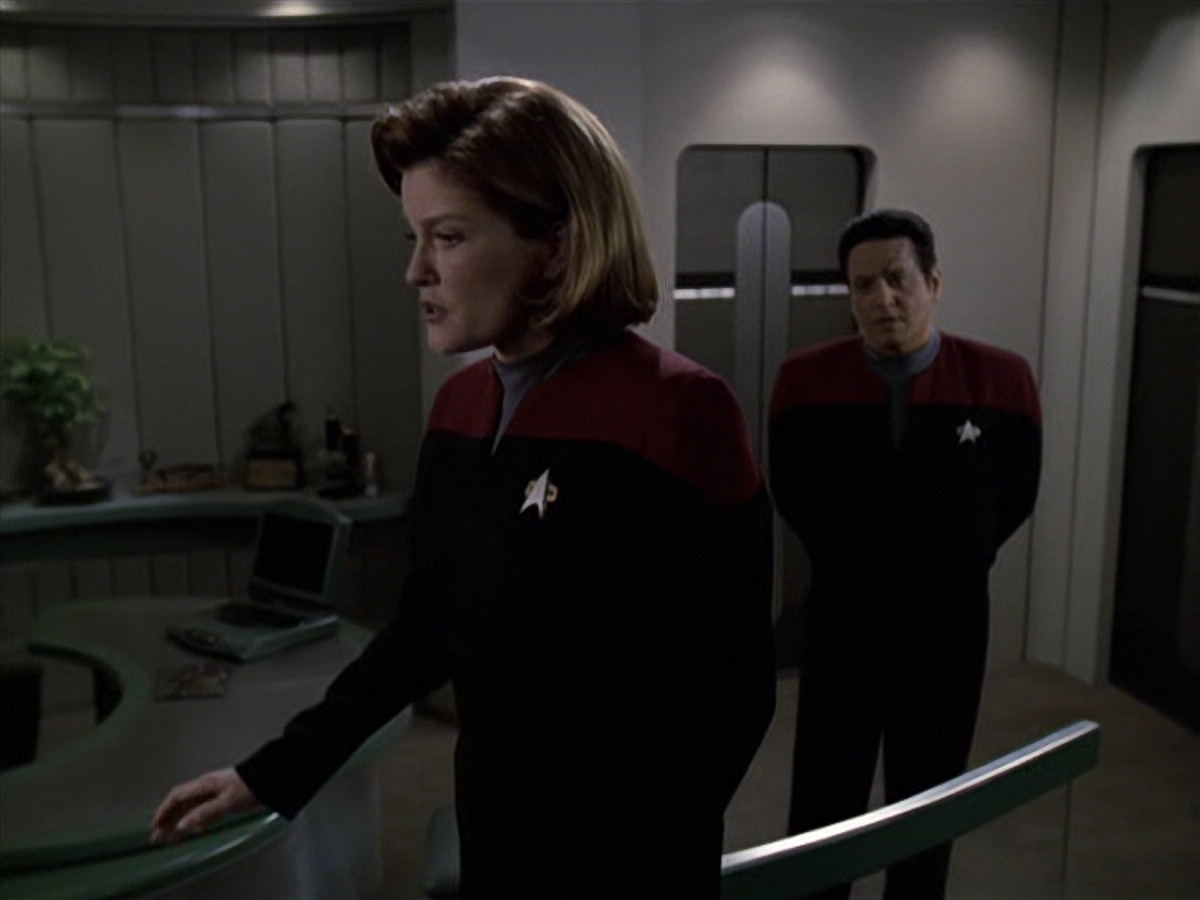 extant_StarTrek_VOY_6x26-UnimatrixZeroPart1_02147.jpg