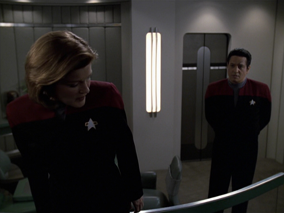 extant_StarTrek_VOY_6x26-UnimatrixZeroPart1_02157.jpg