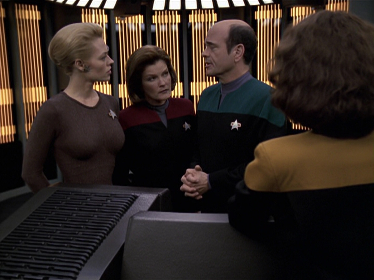 extant_StarTrek_VOY_6x26-UnimatrixZeroPart1_02287.jpg