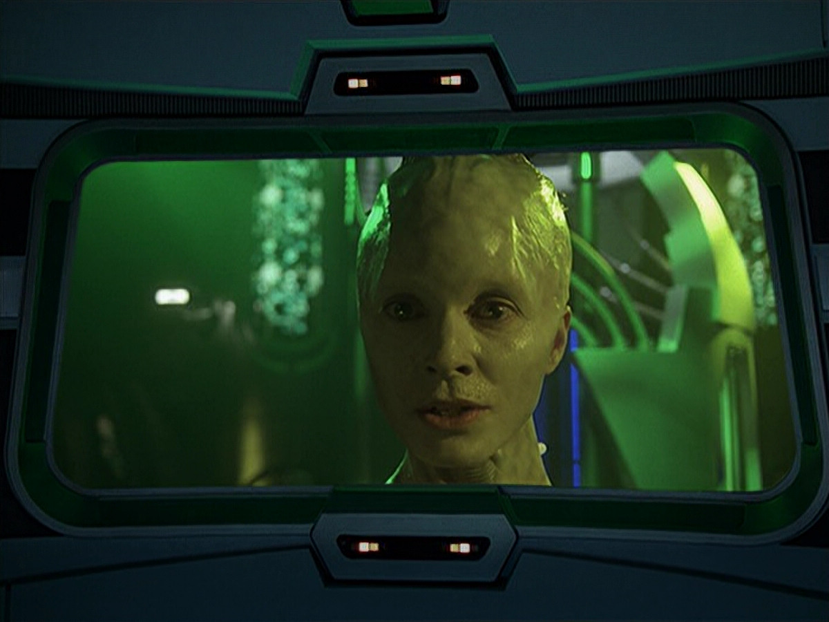 extant_StarTrek_VOY_6x26-UnimatrixZeroPart1_02915.jpg