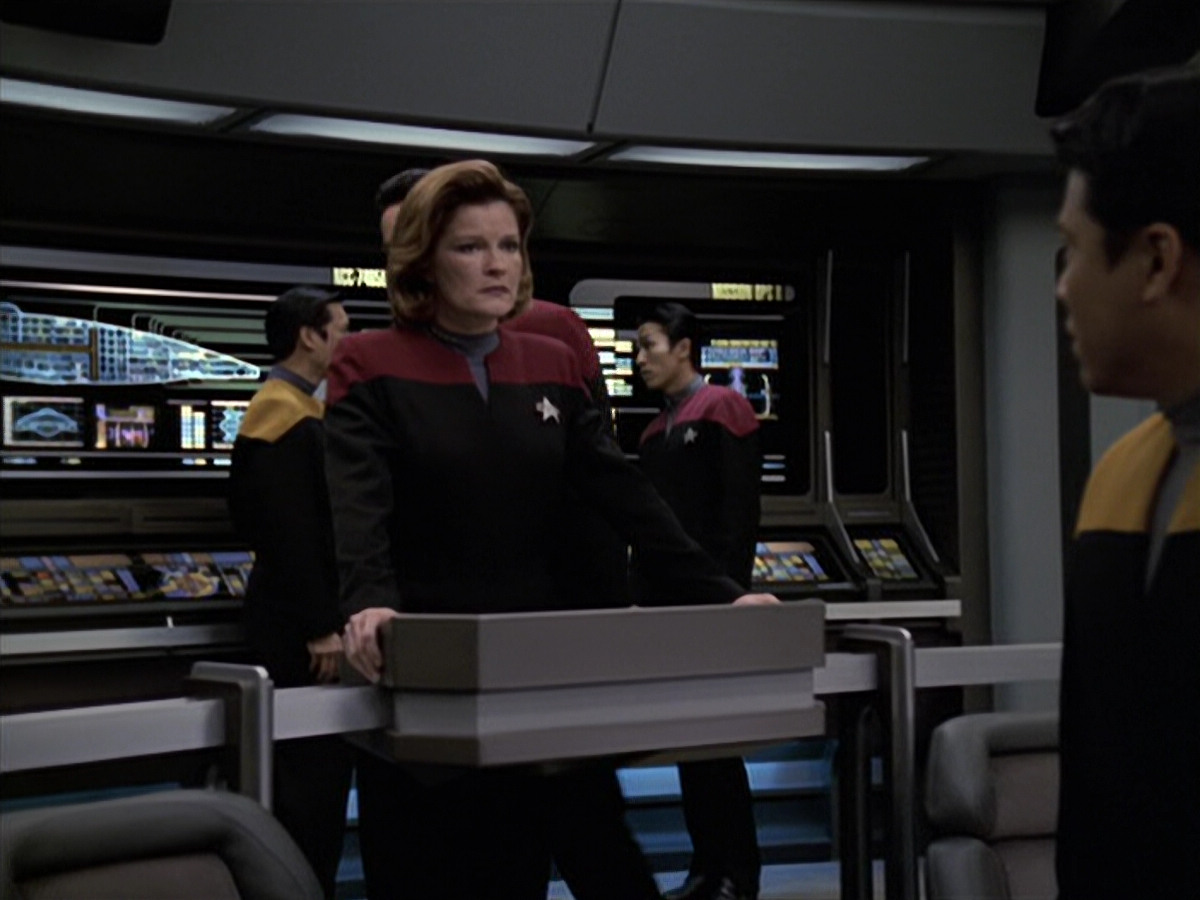 extant_StarTrek_VOY_6x26-UnimatrixZeroPart1_02953.jpg