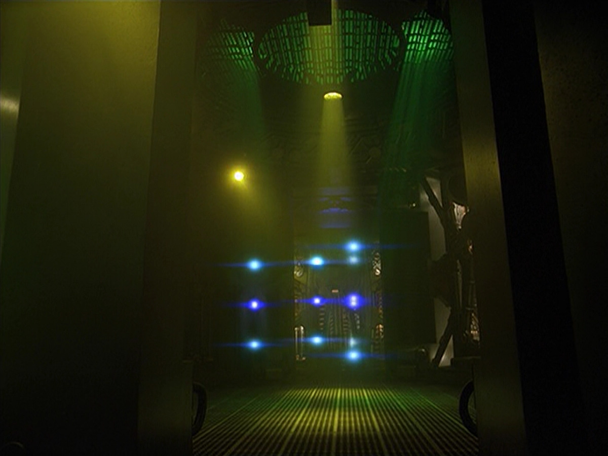extant_StarTrek_VOY_6x26-UnimatrixZeroPart1_03376.jpg