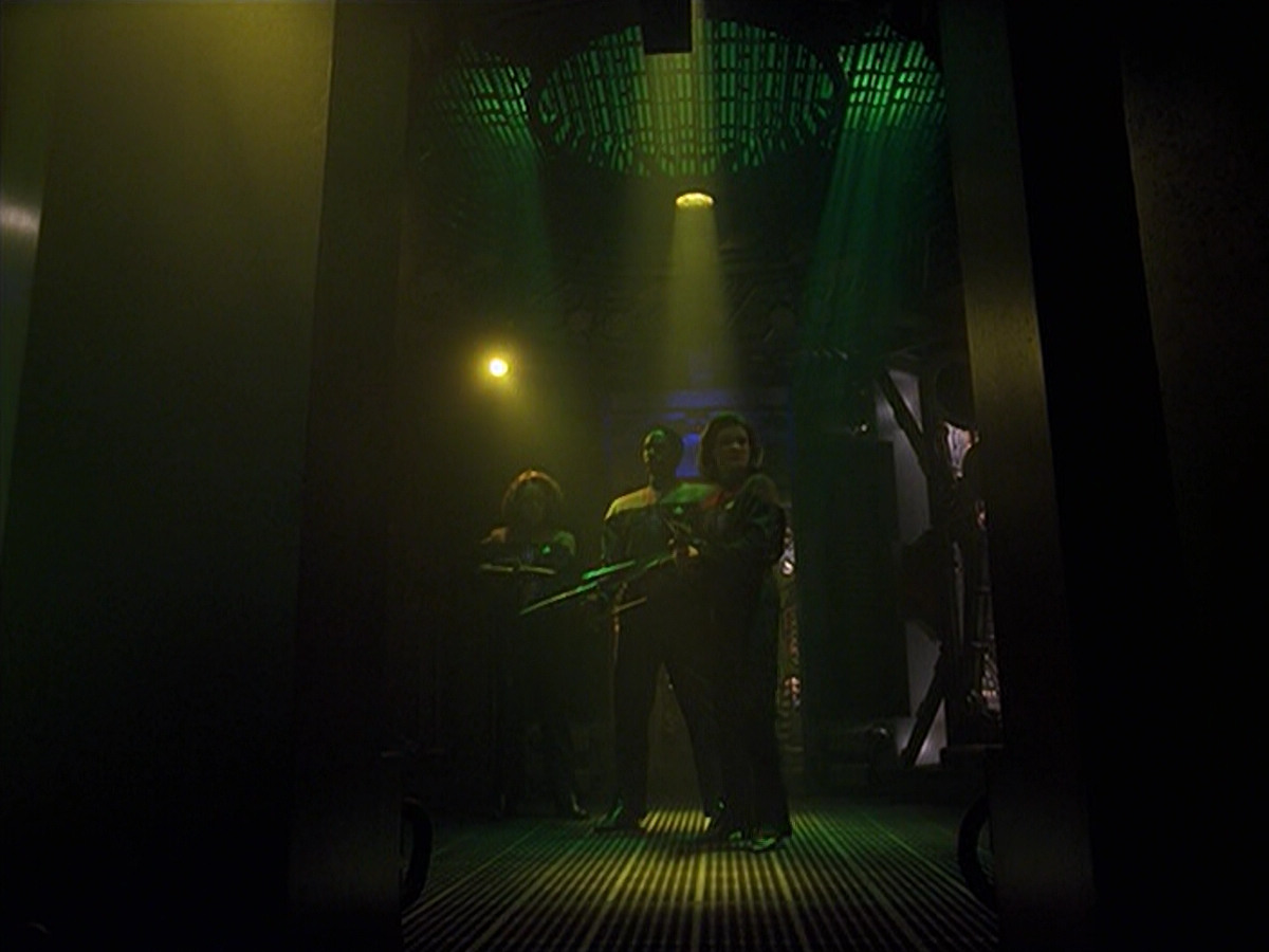extant_StarTrek_VOY_6x26-UnimatrixZeroPart1_03380.jpg