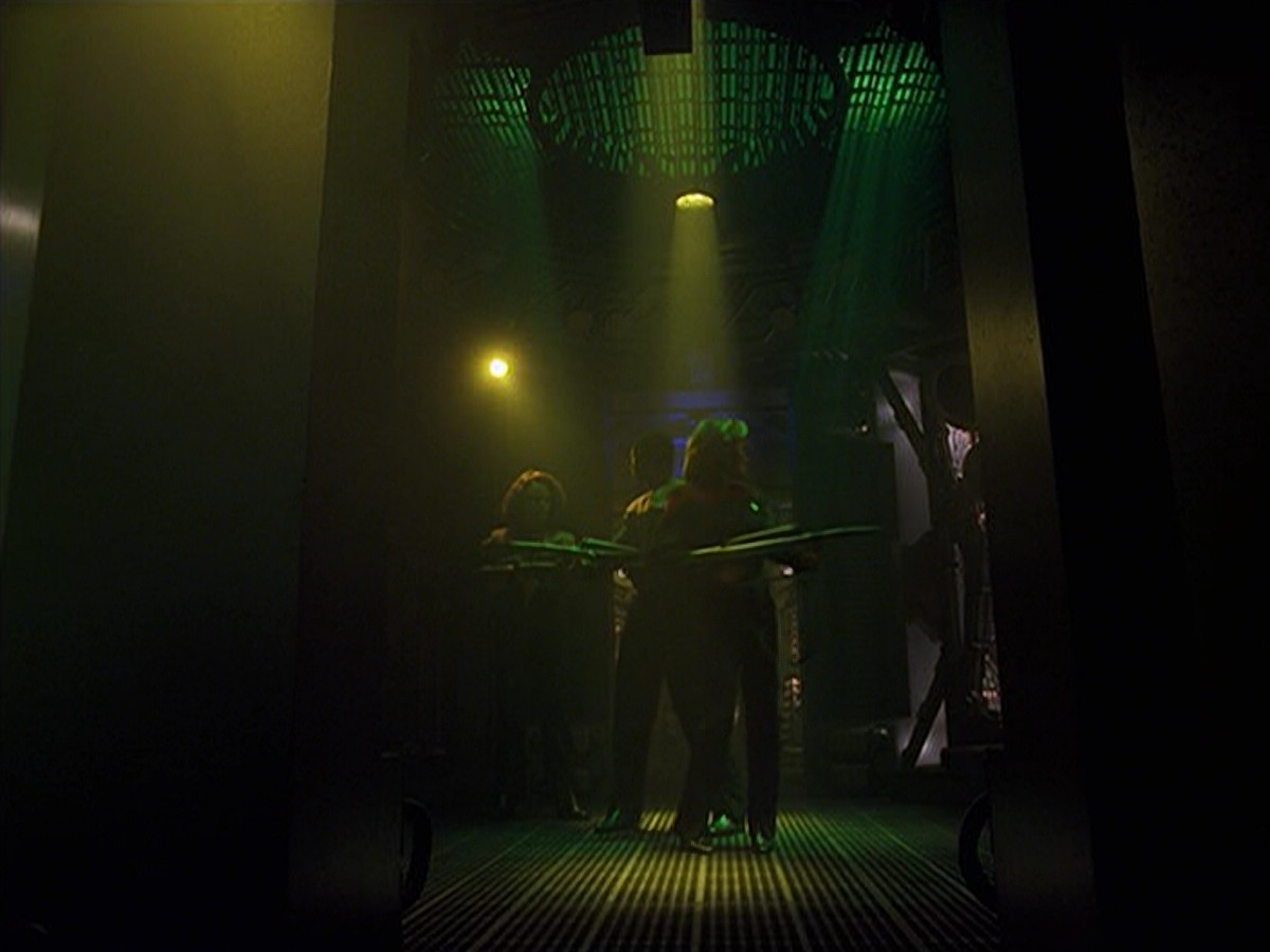 extant_StarTrek_VOY_6x26-UnimatrixZeroPart1_03381.jpg