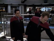 Filename=extant_StarTrek_VOY_6x26-UnimatrixZeroPart1_00655.jpg
Filesize=179KiB
Dimensions=1200x900
Date added=Jan 03, 2020 extant_StarTrek_VOY_6x26-UnimatrixZeroPart1_00655.jpg