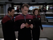 Filename=extant_StarTrek_VOY_6x26-UnimatrixZeroPart1_00663.jpg
Filesize=162KiB
Dimensions=1200x900
Date added=Jan 03, 2020 extant_StarTrek_VOY_6x26-UnimatrixZeroPart1_00663.jpg