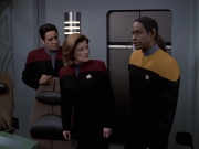 Filename=extant_StarTrek_VOY_6x26-UnimatrixZeroPart1_01580.jpg
Filesize=127KiB
Dimensions=1200x900
Date added=Jan 03, 2020 extant_StarTrek_VOY_6x26-UnimatrixZeroPart1_01580.jpg