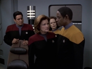 Filename=extant_StarTrek_VOY_6x26-UnimatrixZeroPart1_01584.jpg
Filesize=128KiB
Dimensions=1200x900
Date added=Jan 03, 2020 extant_StarTrek_VOY_6x26-UnimatrixZeroPart1_01584.jpg