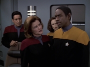 Filename=extant_StarTrek_VOY_6x26-UnimatrixZeroPart1_01587.jpg
Filesize=139KiB
Dimensions=1200x900
Date added=Jan 03, 2020 extant_StarTrek_VOY_6x26-UnimatrixZeroPart1_01587.jpg