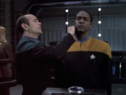 Filename=extant_StarTrek_VOY_6x26-UnimatrixZeroPart1_01646.jpg
Filesize=159KiB
Dimensions=1200x900
Date added=Jan 03, 2020 extant_StarTrek_VOY_6x26-UnimatrixZeroPart1_01646.jpg