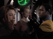 Filename=extant_StarTrek_VOY_6x26-UnimatrixZeroPart1_01710.jpg
Filesize=155KiB
Dimensions=1200x900
Date added=Jan 03, 2020 extant_StarTrek_VOY_6x26-UnimatrixZeroPart1_01710.jpg