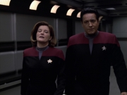 Filename=extant_StarTrek_VOY_6x26-UnimatrixZeroPart1_02757.jpg
Filesize=114KiB
Dimensions=1200x900
Date added=Jan 03, 2020 extant_StarTrek_VOY_6x26-UnimatrixZeroPart1_02757.jpg