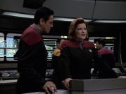 Filename=extant_StarTrek_VOY_6x26-UnimatrixZeroPart1_02960.jpg
Filesize=165KiB
Dimensions=1200x900
Date added=Jan 03, 2020 extant_StarTrek_VOY_6x26-UnimatrixZeroPart1_02960.jpg