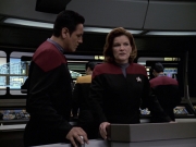 Filename=extant_StarTrek_VOY_6x26-UnimatrixZeroPart1_02967.jpg
Filesize=171KiB
Dimensions=1200x900
Date added=Jan 03, 2020 extant_StarTrek_VOY_6x26-UnimatrixZeroPart1_02967.jpg