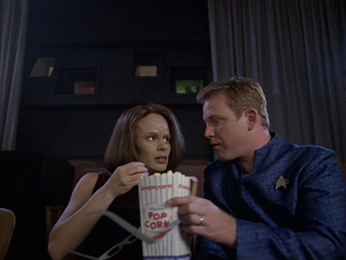 extant_StarTrek_VOY_7x04-Repression_0320.jpg