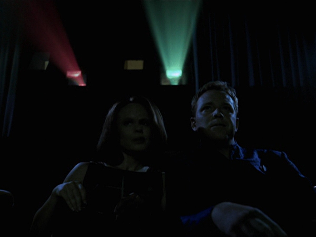extant_StarTrek_VOY_7x04-Repression_0326.jpg