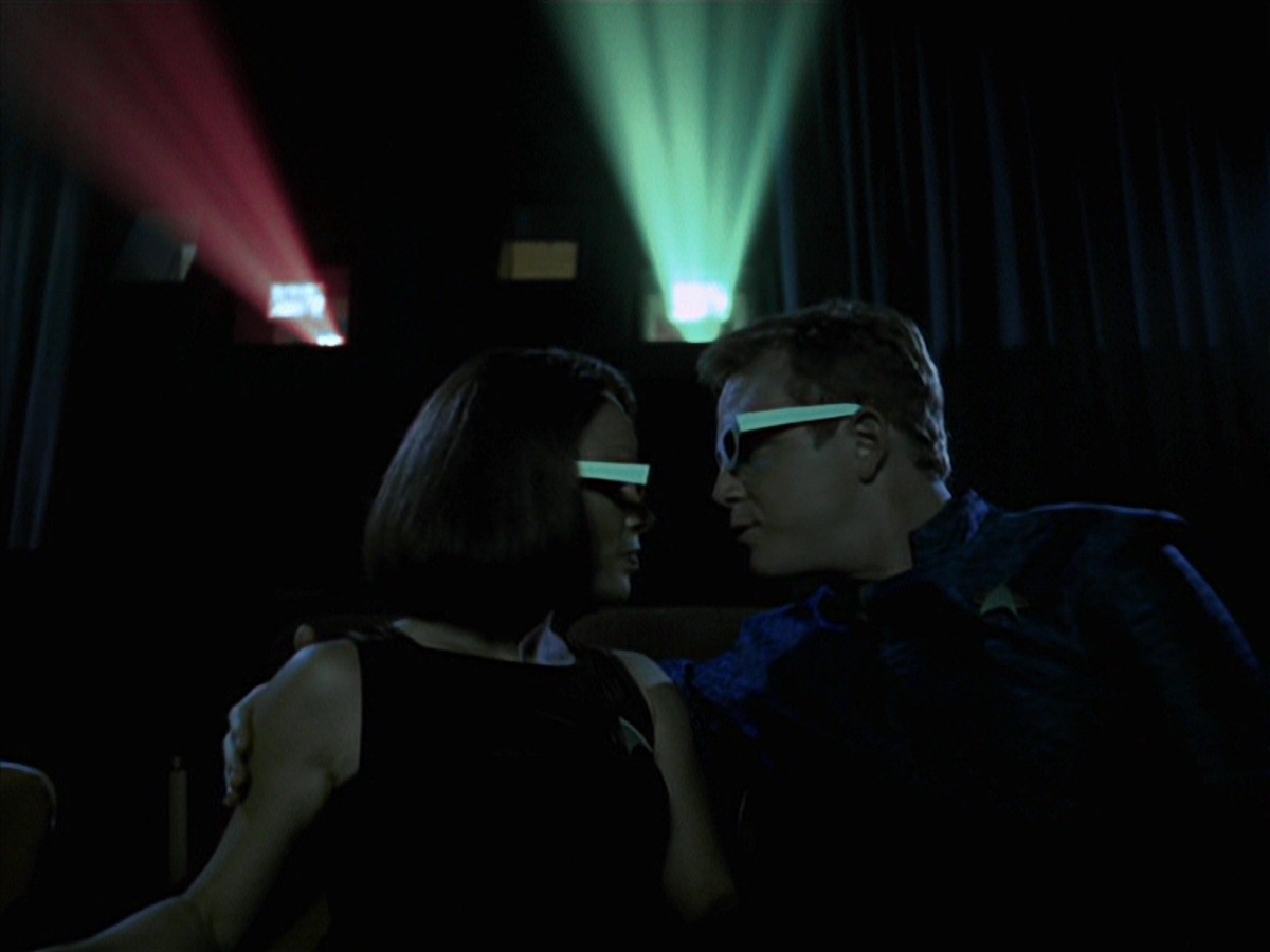extant_StarTrek_VOY_7x04-Repression_0371.jpg