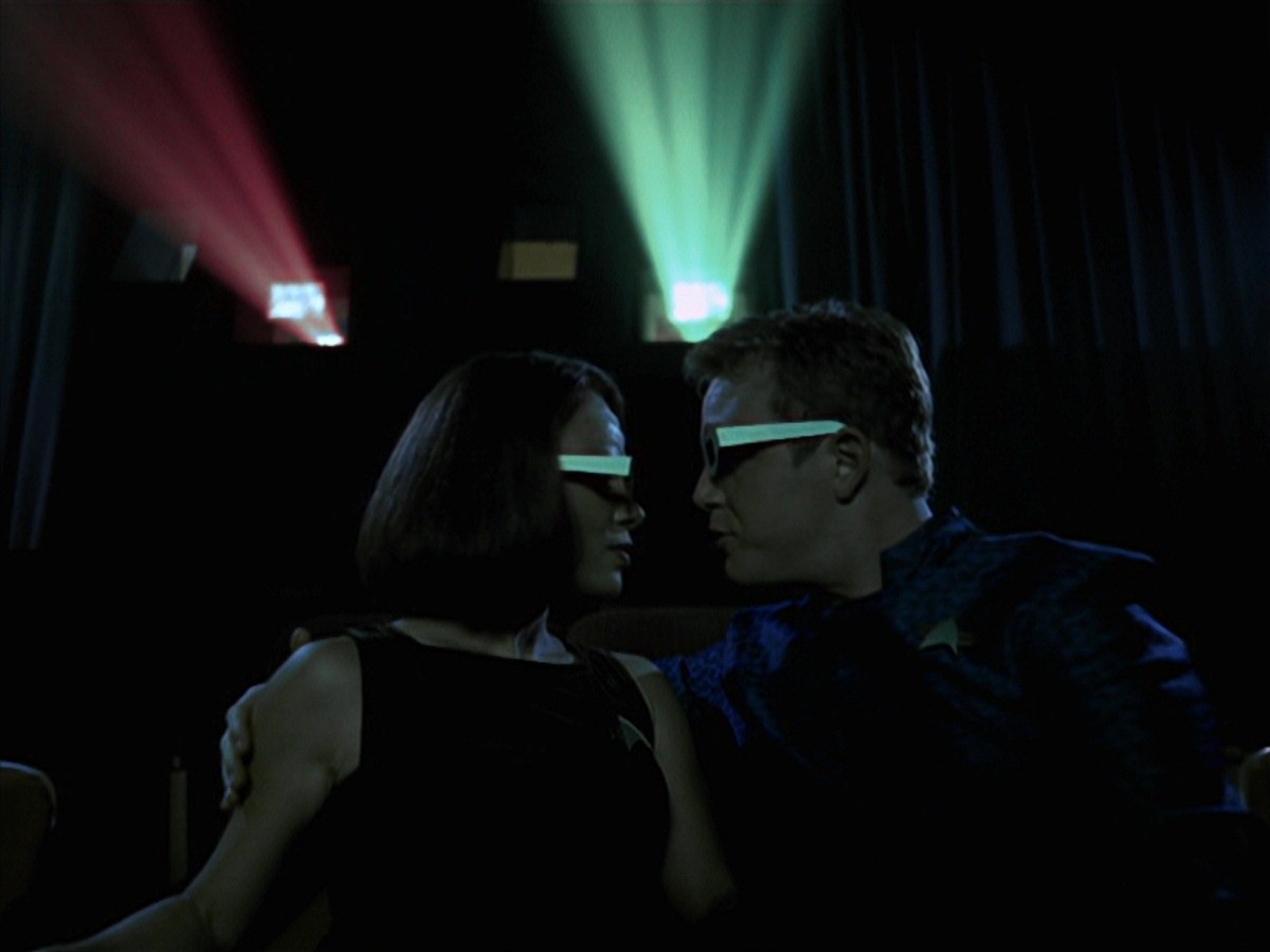 extant_StarTrek_VOY_7x04-Repression_0372.jpg