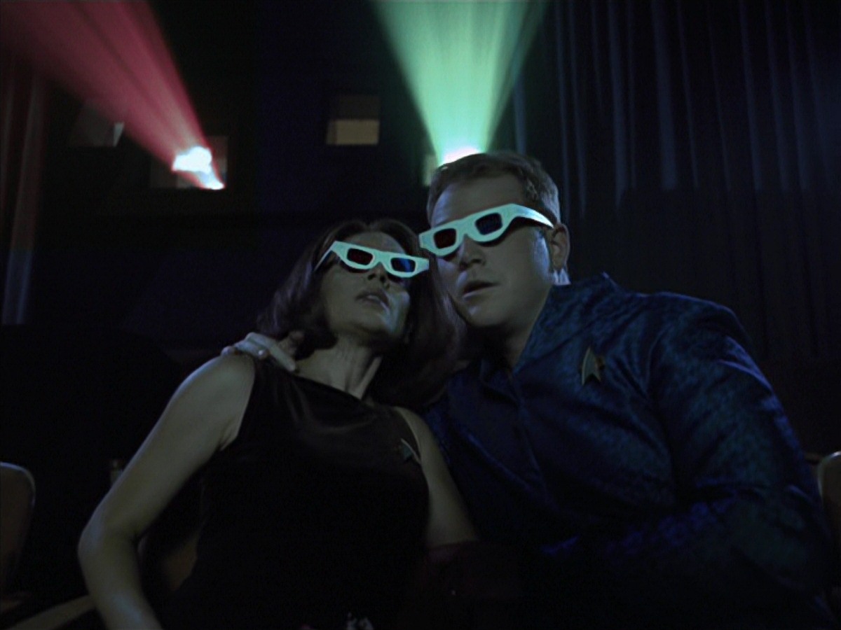 extant_StarTrek_VOY_7x04-Repression_0381.jpg