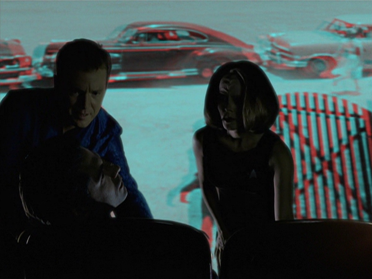 extant_StarTrek_VOY_7x04-Repression_0434.jpg