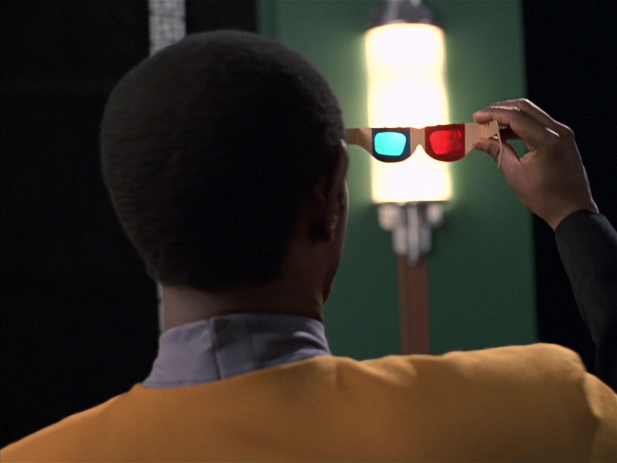 extant_StarTrek_VOY_7x04-Repression_0466.jpg