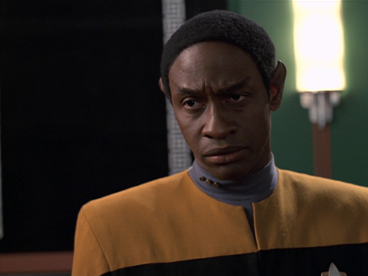 extant_StarTrek_VOY_7x04-Repression_0502.jpg