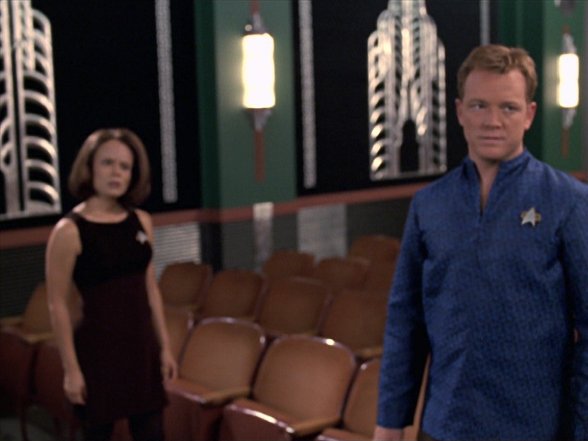 extant_StarTrek_VOY_7x04-Repression_0548.jpg