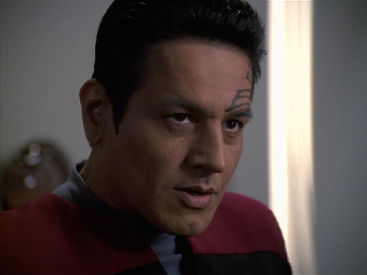 extant_StarTrek_VOY_7x04-Repression_0743.jpg