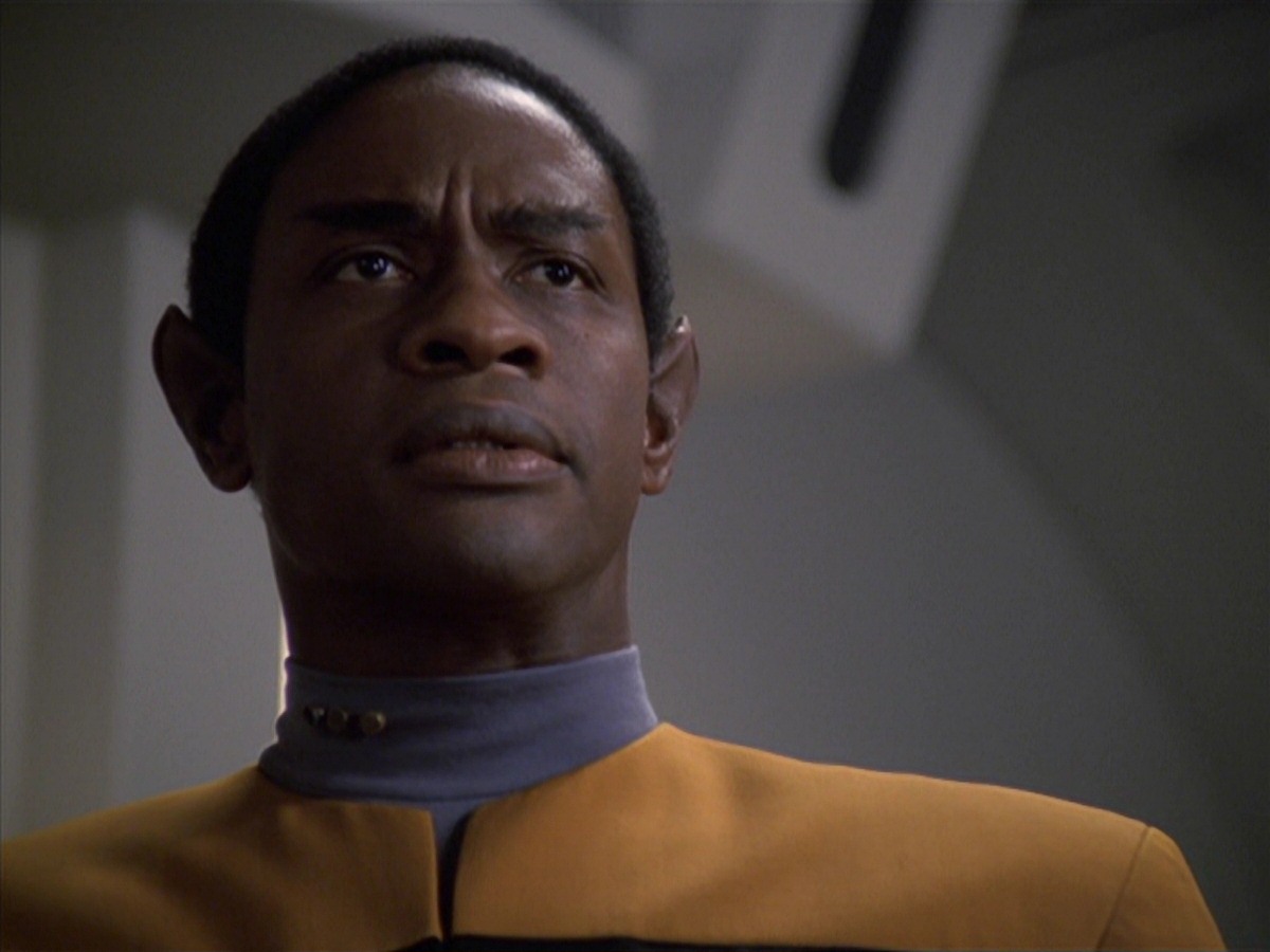 extant_StarTrek_VOY_7x04-Repression_0782.jpg