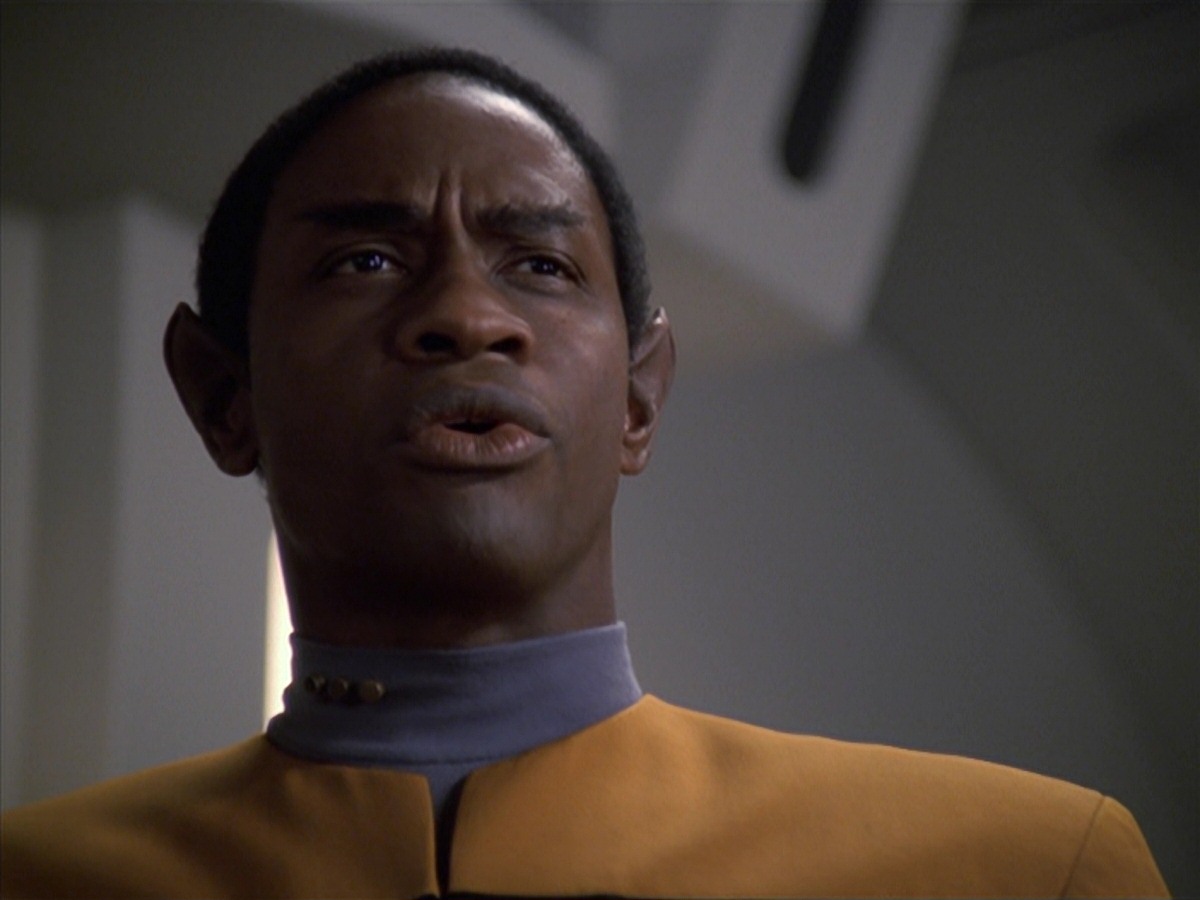extant_StarTrek_VOY_7x04-Repression_0783.jpg