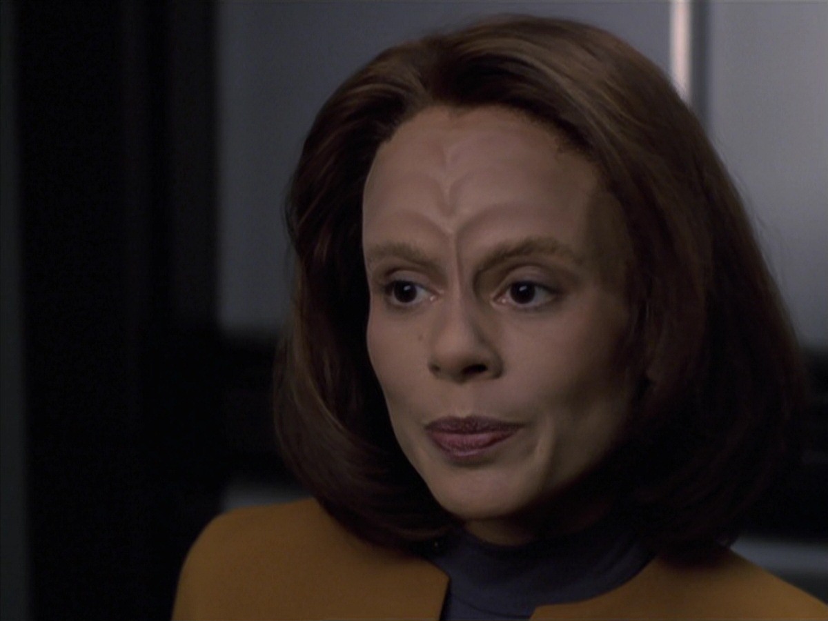 extant_StarTrek_VOY_7x04-Repression_1270.jpg