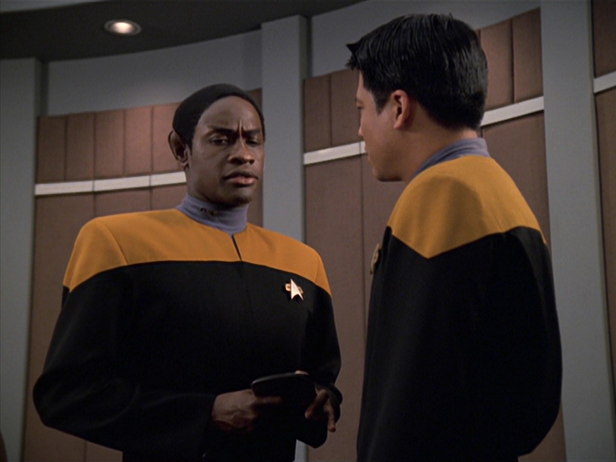 extant_StarTrek_VOY_7x04-Repression_1340.jpg