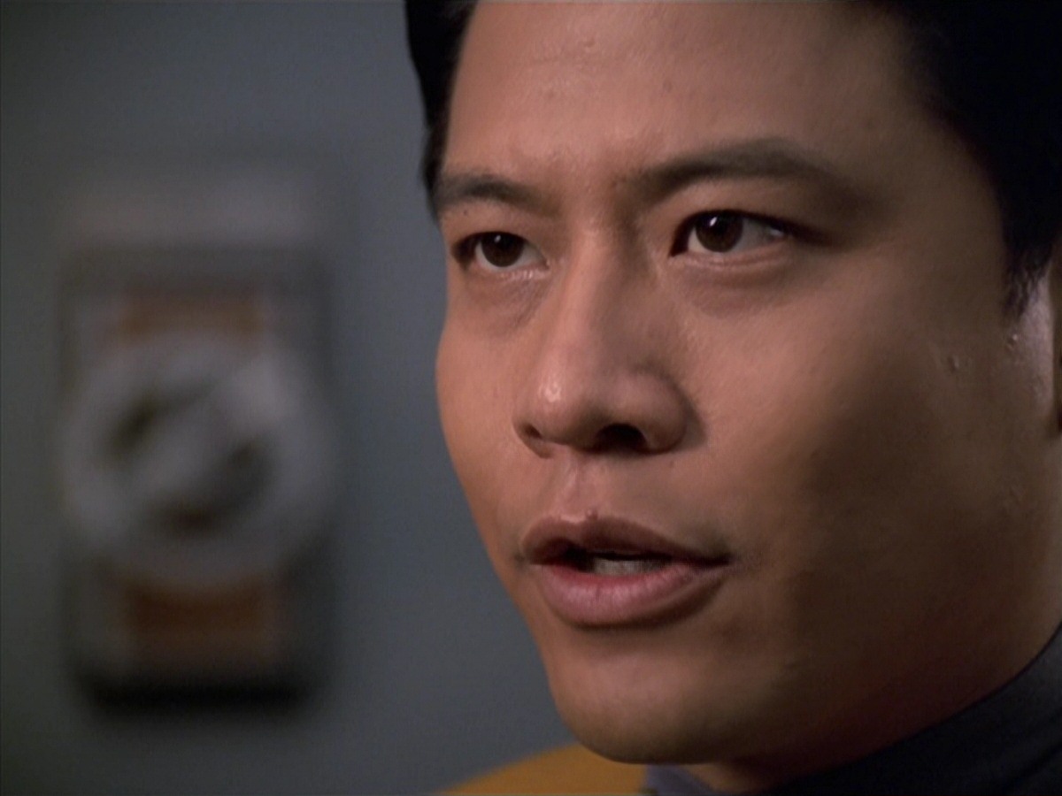 extant_StarTrek_VOY_7x04-Repression_1419.jpg