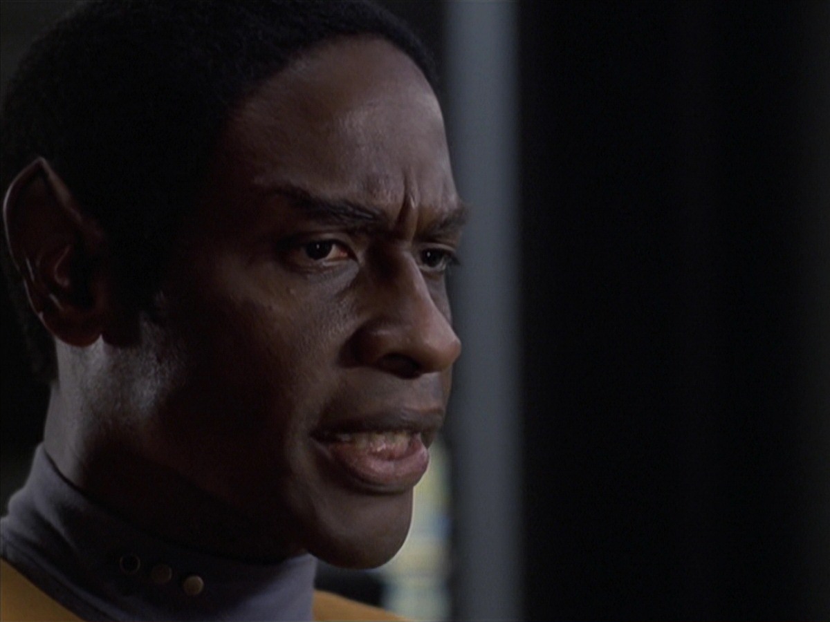 extant_StarTrek_VOY_7x04-Repression_1733.jpg