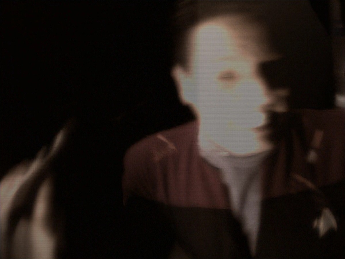 extant_StarTrek_VOY_7x04-Repression_1857.jpg