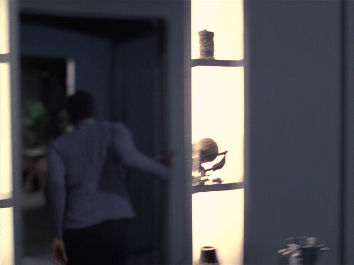 extant_StarTrek_VOY_7x04-Repression_1906.jpg