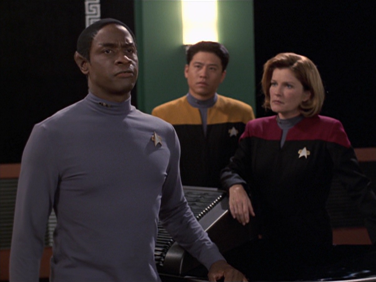 extant_StarTrek_VOY_7x04-Repression_1964.jpg