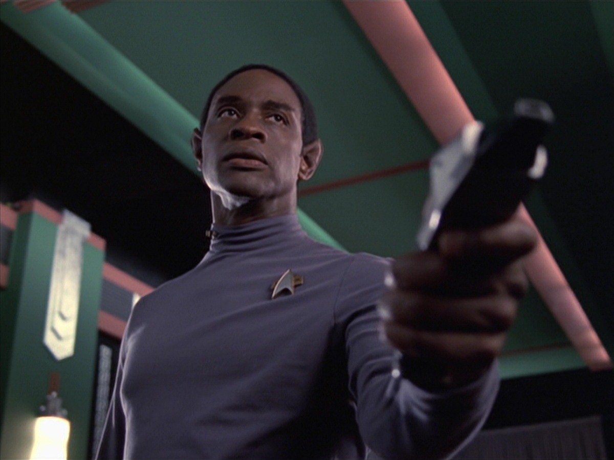 extant_StarTrek_VOY_7x04-Repression_1997.jpg