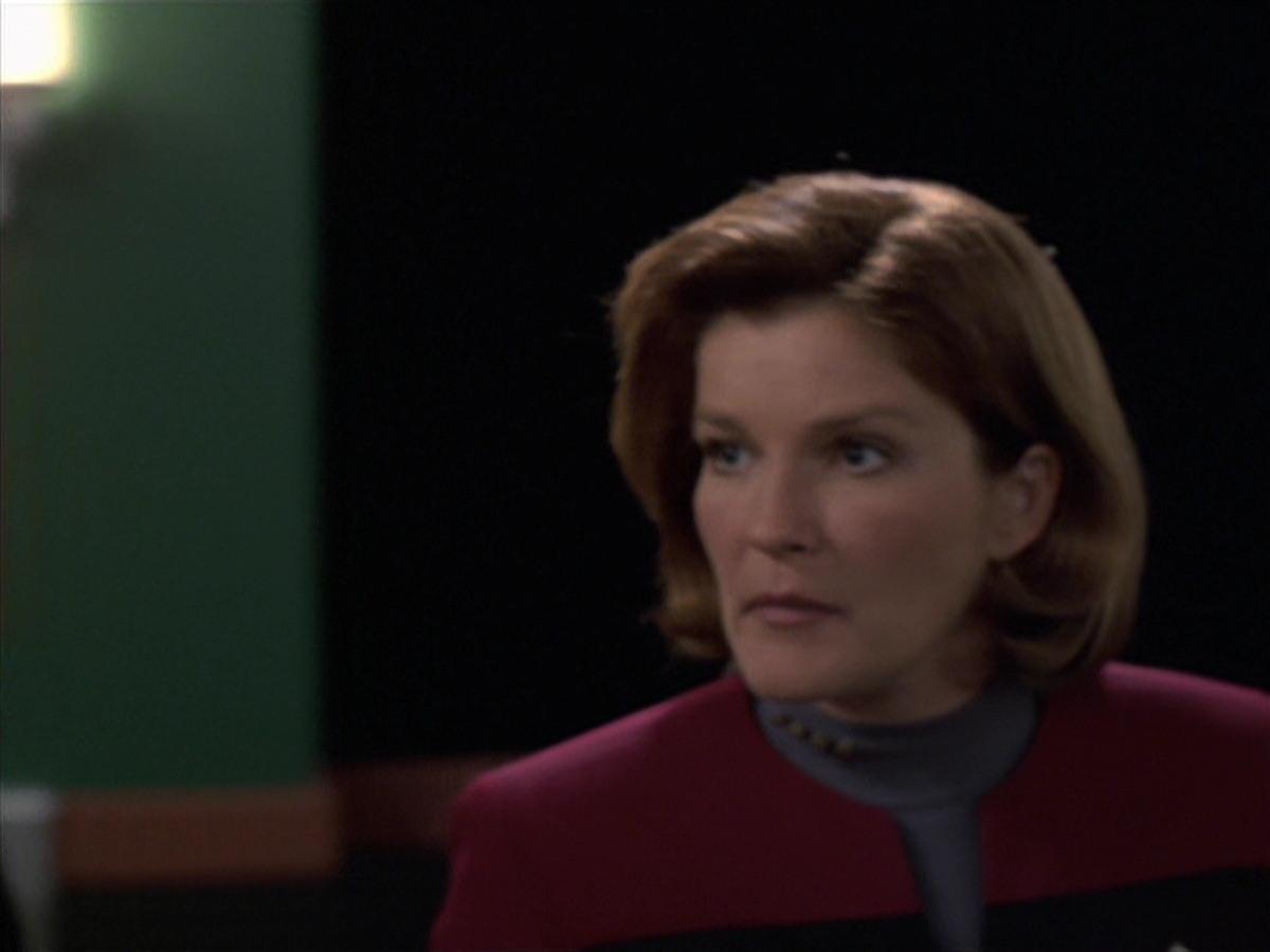 extant_StarTrek_VOY_7x04-Repression_1998.jpg