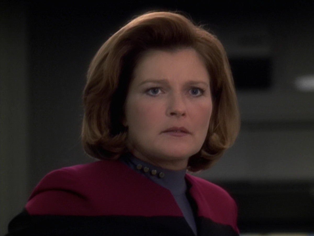 extant_StarTrek_VOY_7x04-Repression_2250.jpg
