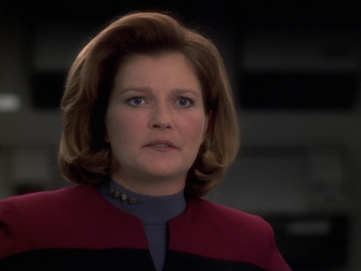extant_StarTrek_VOY_7x04-Repression_2253.jpg