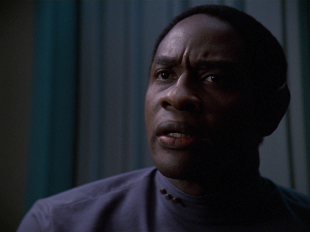 extant_StarTrek_VOY_7x04-Repression_2261.jpg